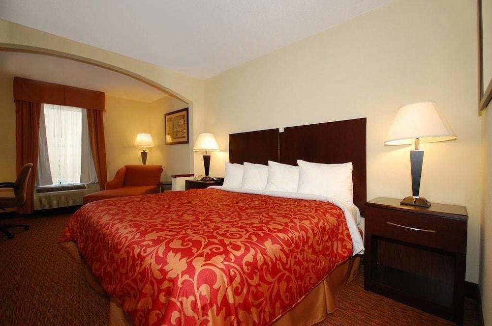 Best Western Plus Edison Inn Garner Exterior photo