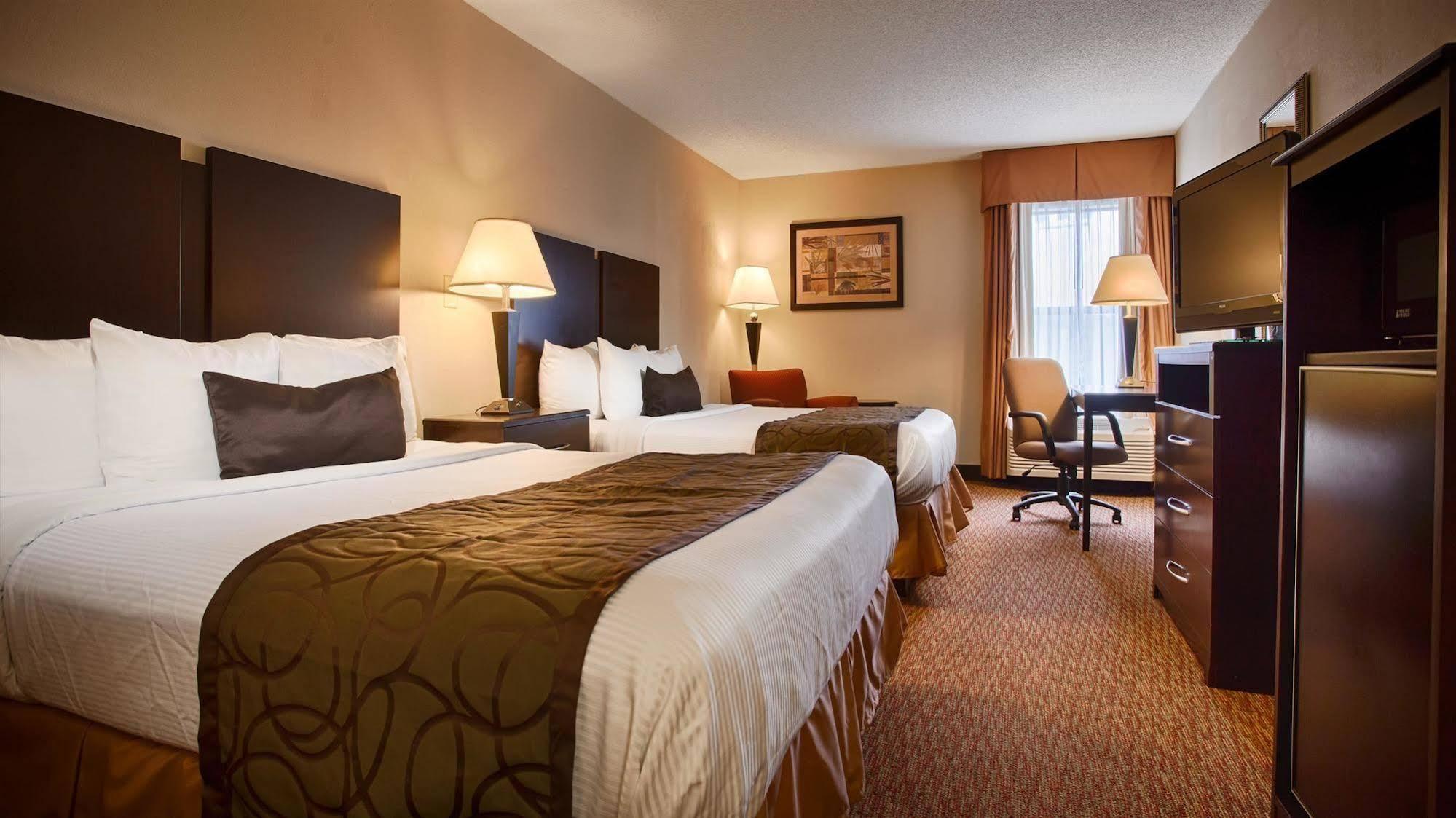 Best Western Plus Edison Inn Garner Exterior photo