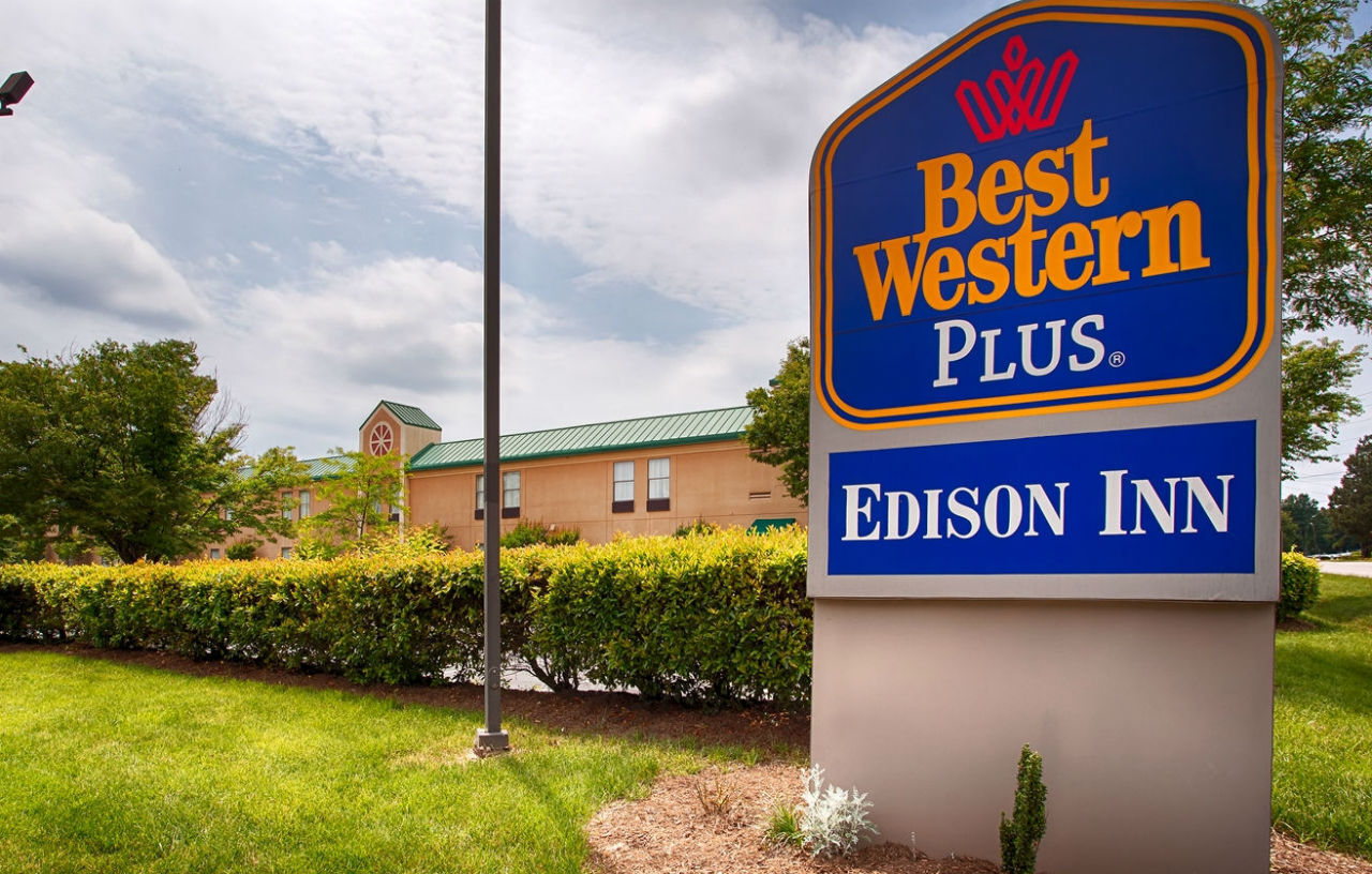 Best Western Plus Edison Inn Garner Exterior photo